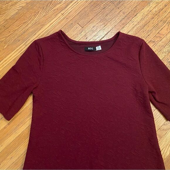 BDG Urban Outfitters burgundy/maroon textured dress - Picture 2 of 3
